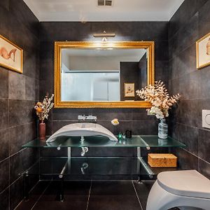 The Boutique Houses - Iconic Suite In Galleria Duomo With Private Parking